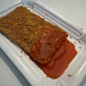 kaassouflé met chilisaus